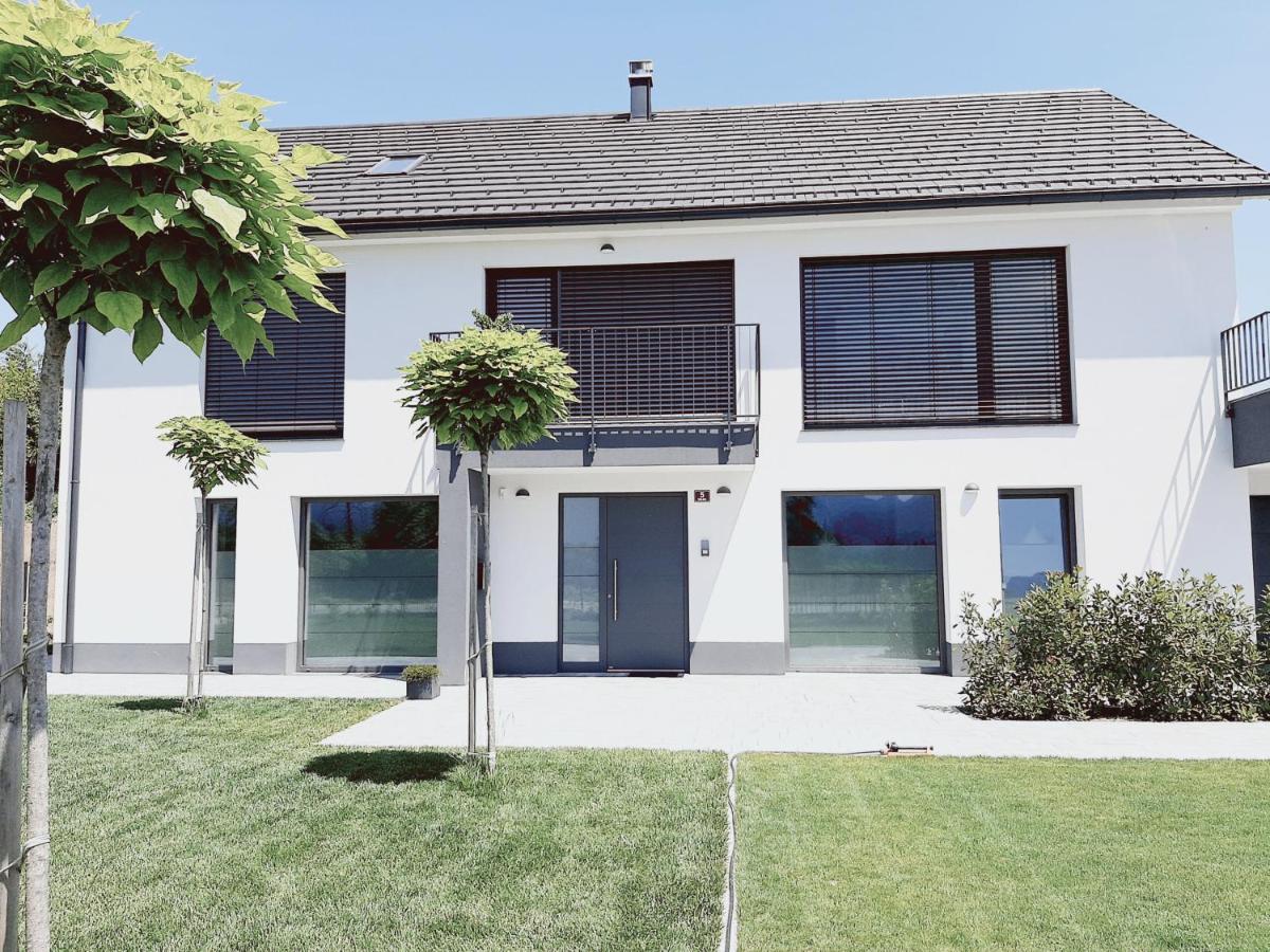 Green Bee Apartment Lesce  Exterior foto