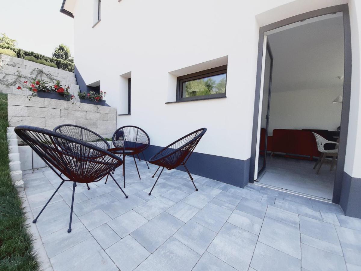 Green Bee Apartment Lesce  Exterior foto